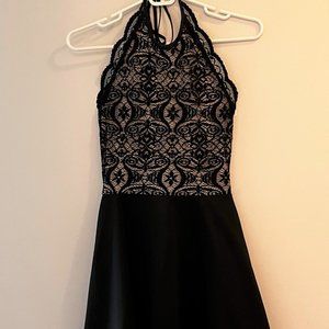 Jennifer Hope Lace Halter Mini Dress in Black Size Small